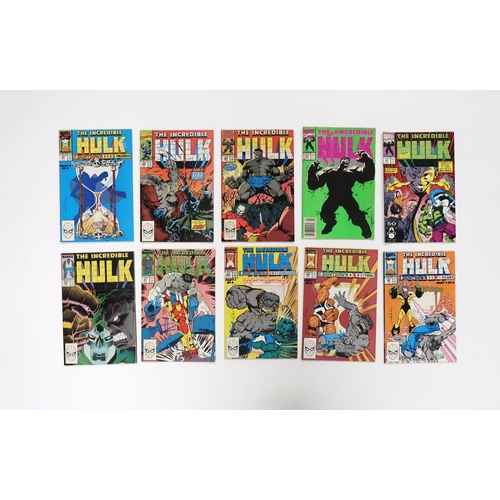 487 - A collection of Marvel comics including; Fantastic Four King-size Special 7-8, Marvel's Greatest Com... 