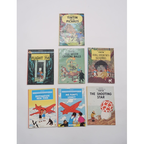 506 - A large collection of assorted annuals and novels including 14 Mickey Mouse Weekly issues 1939, 1953... 