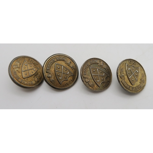 552 - EDINBURGH/GOLFING INTERESTA set of four hallmarked silver buttons for Bruntsfield Links Golfing Soci... 