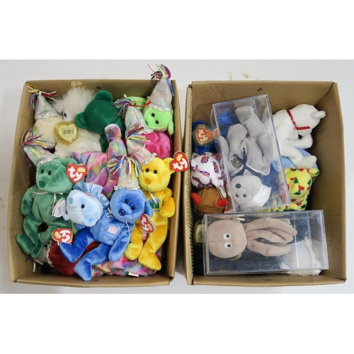 636A - A large collection of TY Beanie Babies, to include a rare Inky the Octopus (no mouth) in Perspex cas... 