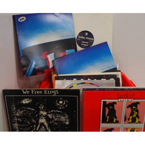 544C - A collection of EP vinyl records with rare copies to include Kerosene, Wee Free Kings, Gary Numan, 8... 