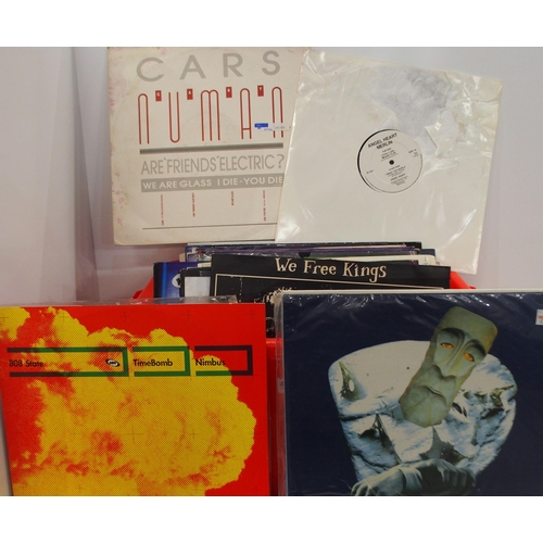 544C - A collection of EP vinyl records with rare copies to include Kerosene, Wee Free Kings, Gary Numan, 8... 