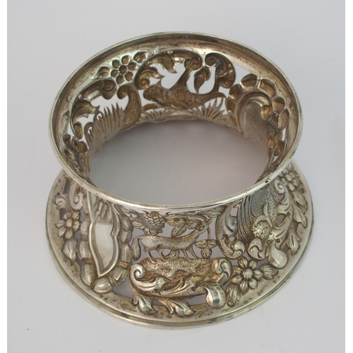 156 - A silver dish ring