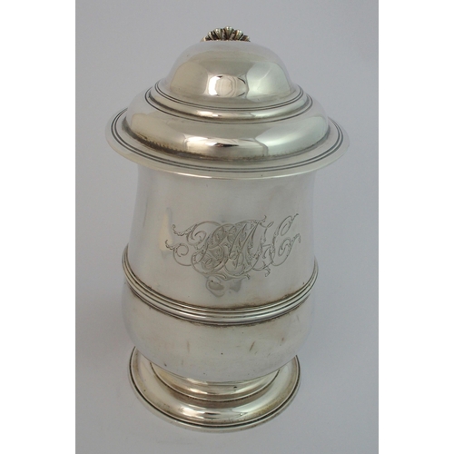 191 - A George III silver lidded tankard