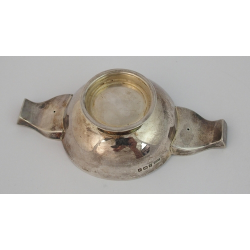 208 - A silver quaich