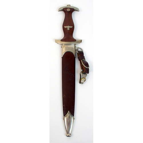 243 - A WWII S.A. dagger