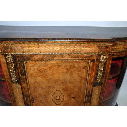 861 - A Victorian walnut credenza