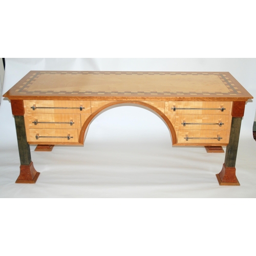 867 - A Linley style pedestal writing desk