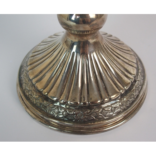 192 - A Mexican silver vase  marked PLATA 925