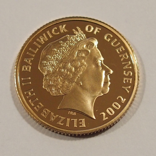 214 - 2002 Guernsey �25 gold proof coin