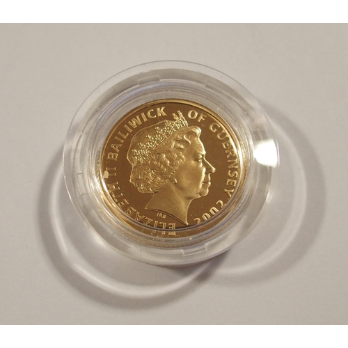 214 - 2002 Guernsey �25 gold proof coin