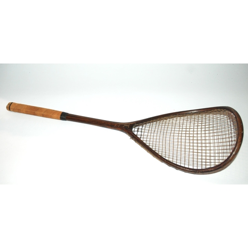 317 - A late Victorian F. H. Ayres tilt-top tennis racket