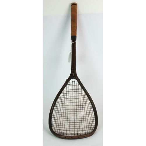 317 - A late Victorian F. H. Ayres tilt-top tennis racket