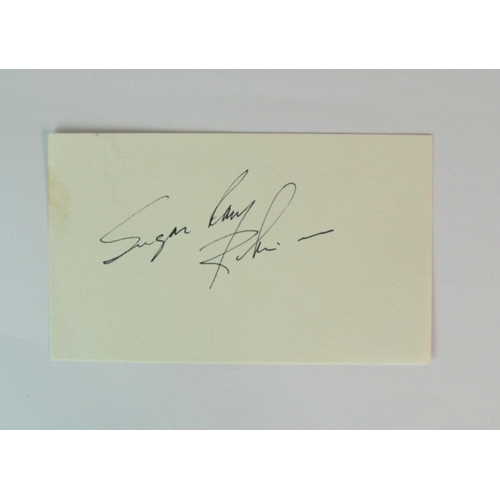 355 - A Sugar Ray Robinson autograph on card