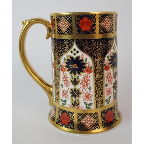 458 - A Royal Crown Derby Imari pattern tankard