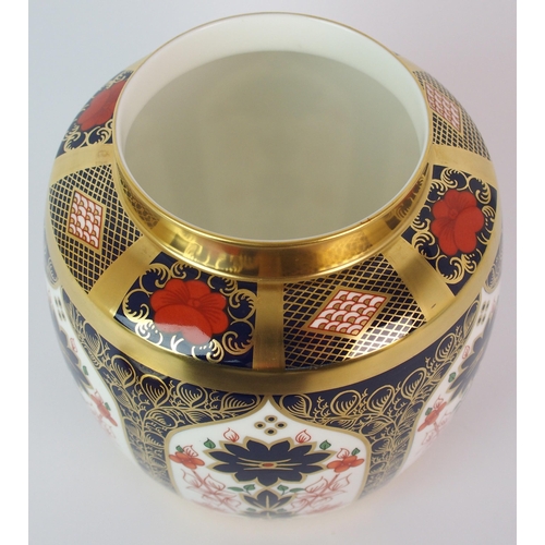 459 - A Royal Crown Derby Old Imari patter ginger jar and lid