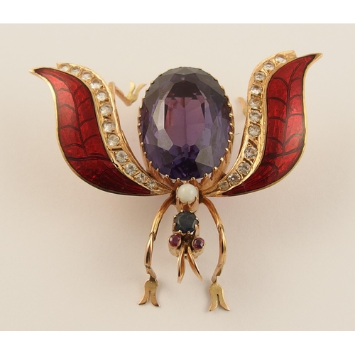 554 - A large 14ct gold bug brooch