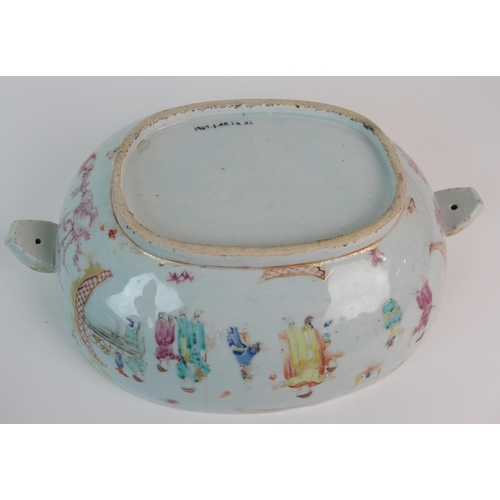 61 - A Chinese export oval soup tureen  cover and stand