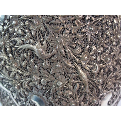 82 - A Chinese white metal filigree bowl