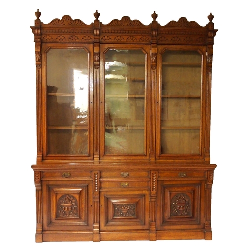 839 - A Victorian oak bookcase