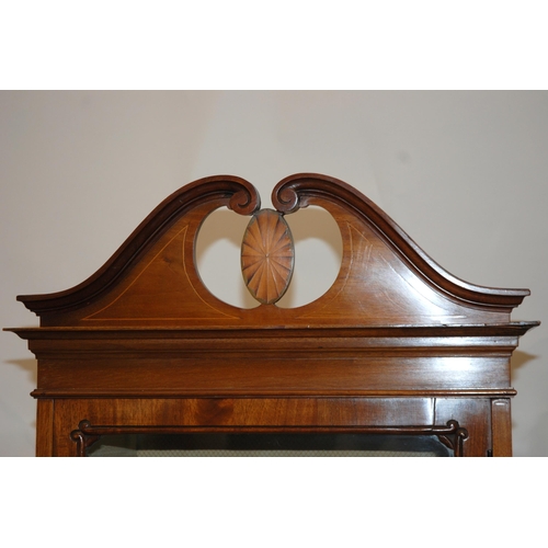 847 - An Edwardian mahogany inlaid display cabinet