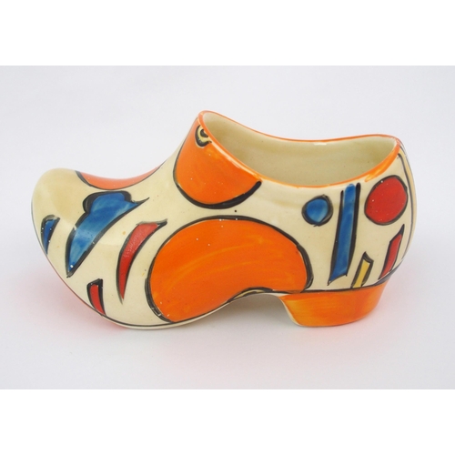 159 - A Clarice Cliff Bizarre Orange Battle pattern porcelain clog