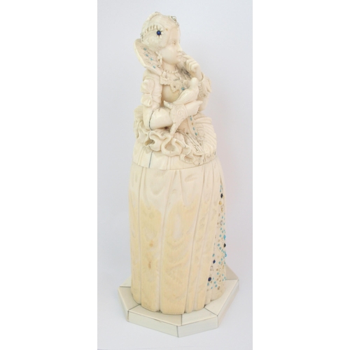 162 - A carved ivory Dieppe work figure of Mary  Queen of Scots