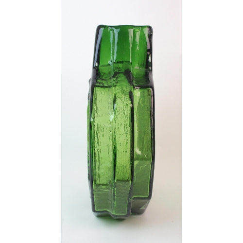 190 - A Whitefriars green glass banjo vase