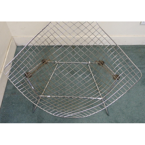 374 - A pair of Harry Bertoia steel wirework chairs