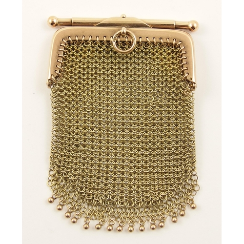 457 - A 9ct ladies mesh coin purse