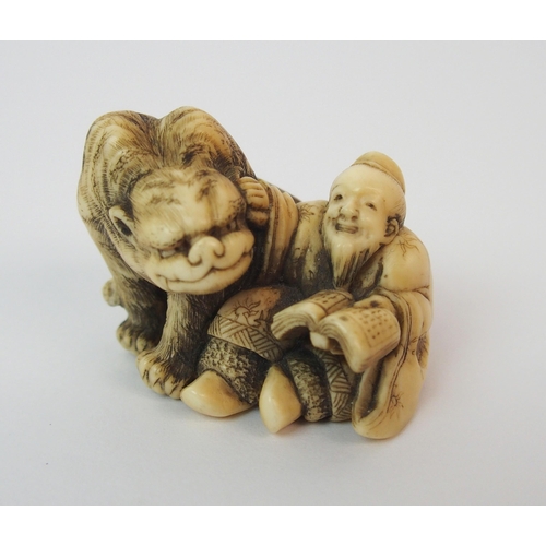 79 - A Japanese ivory netsuke