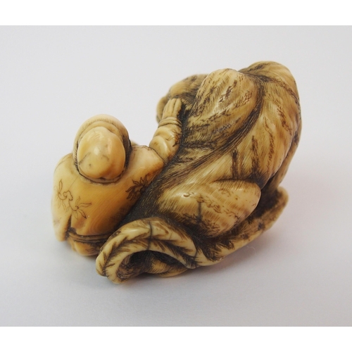 79 - A Japanese ivory netsuke