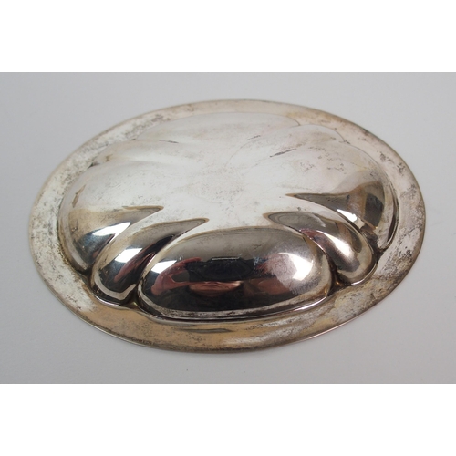 282 - A silver dish