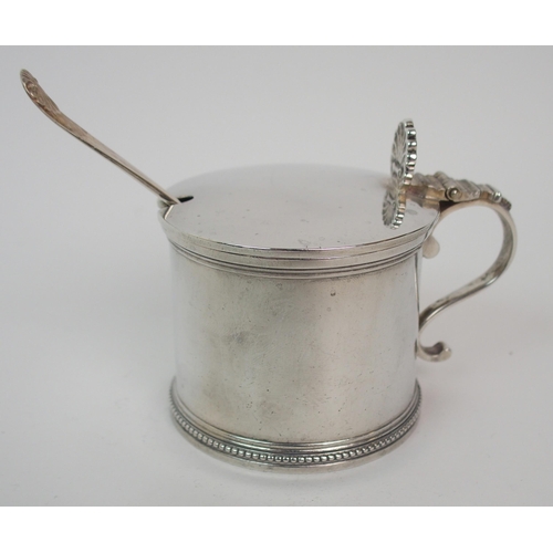 283 - A silver mustard pot