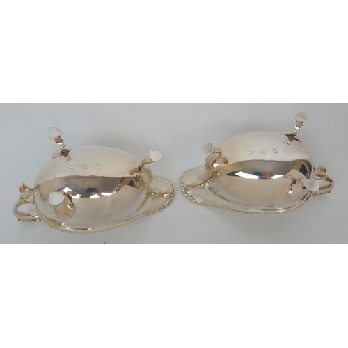 288 - A pair of silver sauceboats