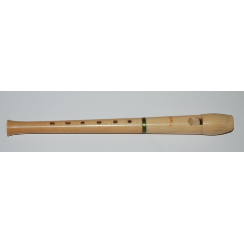 394 - A Moeck three section recorder