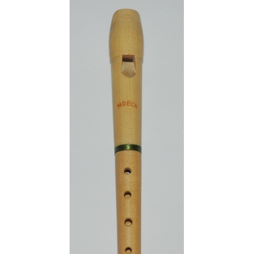 394 - A Moeck three section recorder