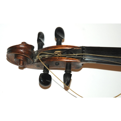 399 - An early two-piece back violin