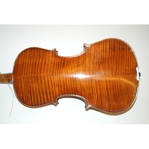 399 - An early two-piece back violin