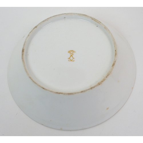 552 - A Royal Worcester Vitreous dish