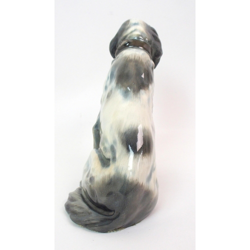 561 - A Royal Doulton figure of an English Setter