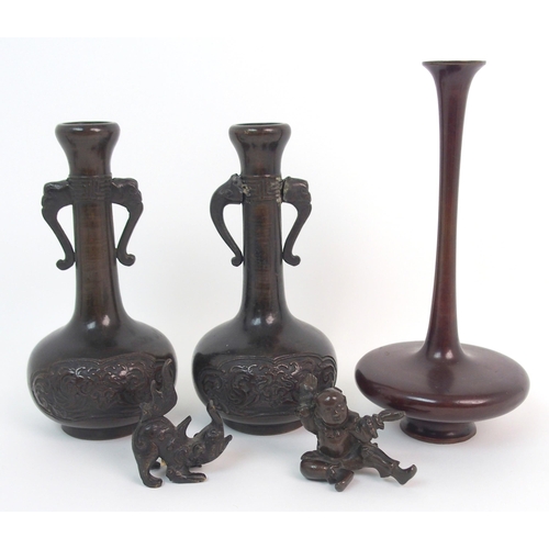 66 - A pair of Chinese bronze vases