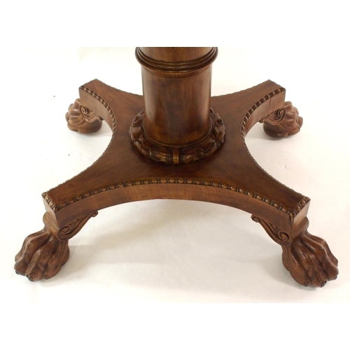 990 - An early Victorian mahogany sofa table