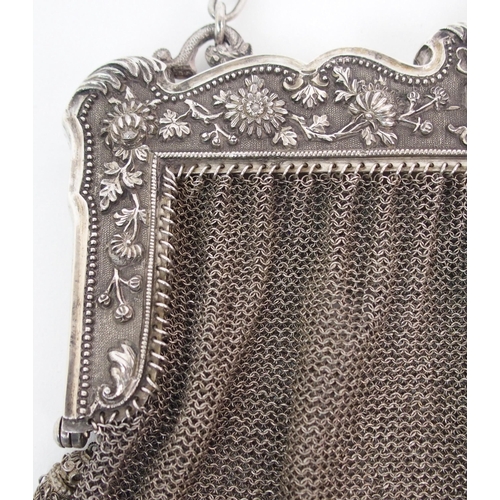 66 - A CHINESE SILVER EVENING BAG