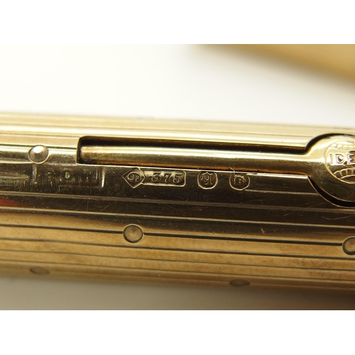 670 - A 9CT GOLD WATERMAN'S IDEAL FOUNTAIN PEN