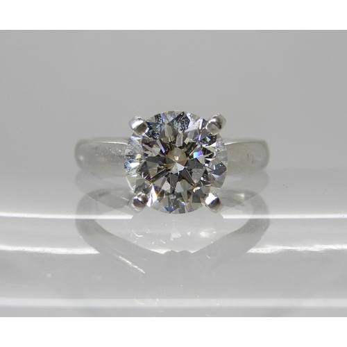 688 - A PLATINUM SOLITAIRE DIAMOND RING