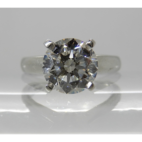 688 - A PLATINUM SOLITAIRE DIAMOND RING