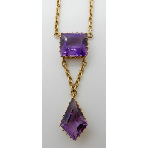 695 - A 15CT GOLD AMETHYST DROP PENDANT