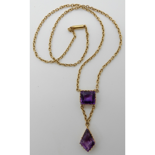 695 - A 15CT GOLD AMETHYST DROP PENDANT