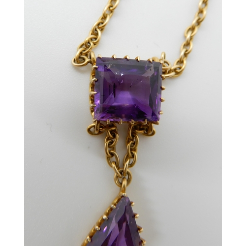 695 - A 15CT GOLD AMETHYST DROP PENDANT